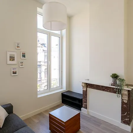 Nice Furnished Aaa- Location Antwerp